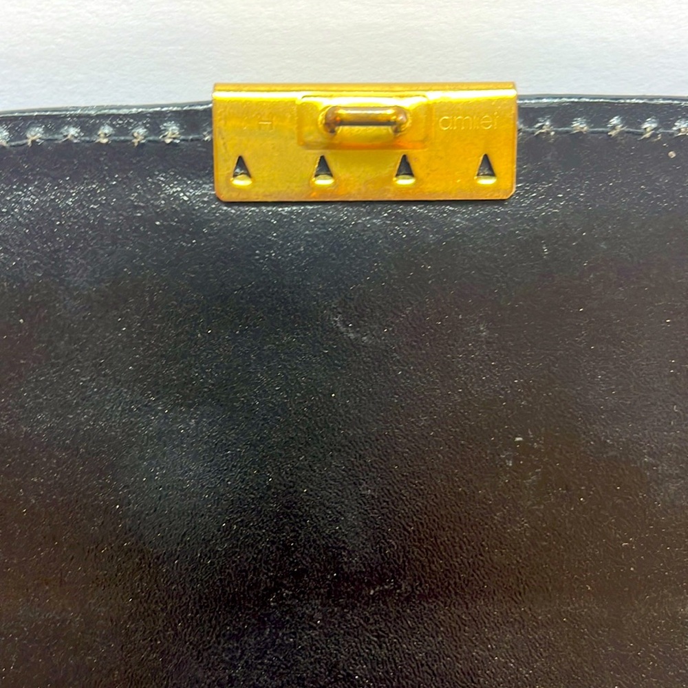 Heritage Black Leather Briefcase - Picture 6 of 13